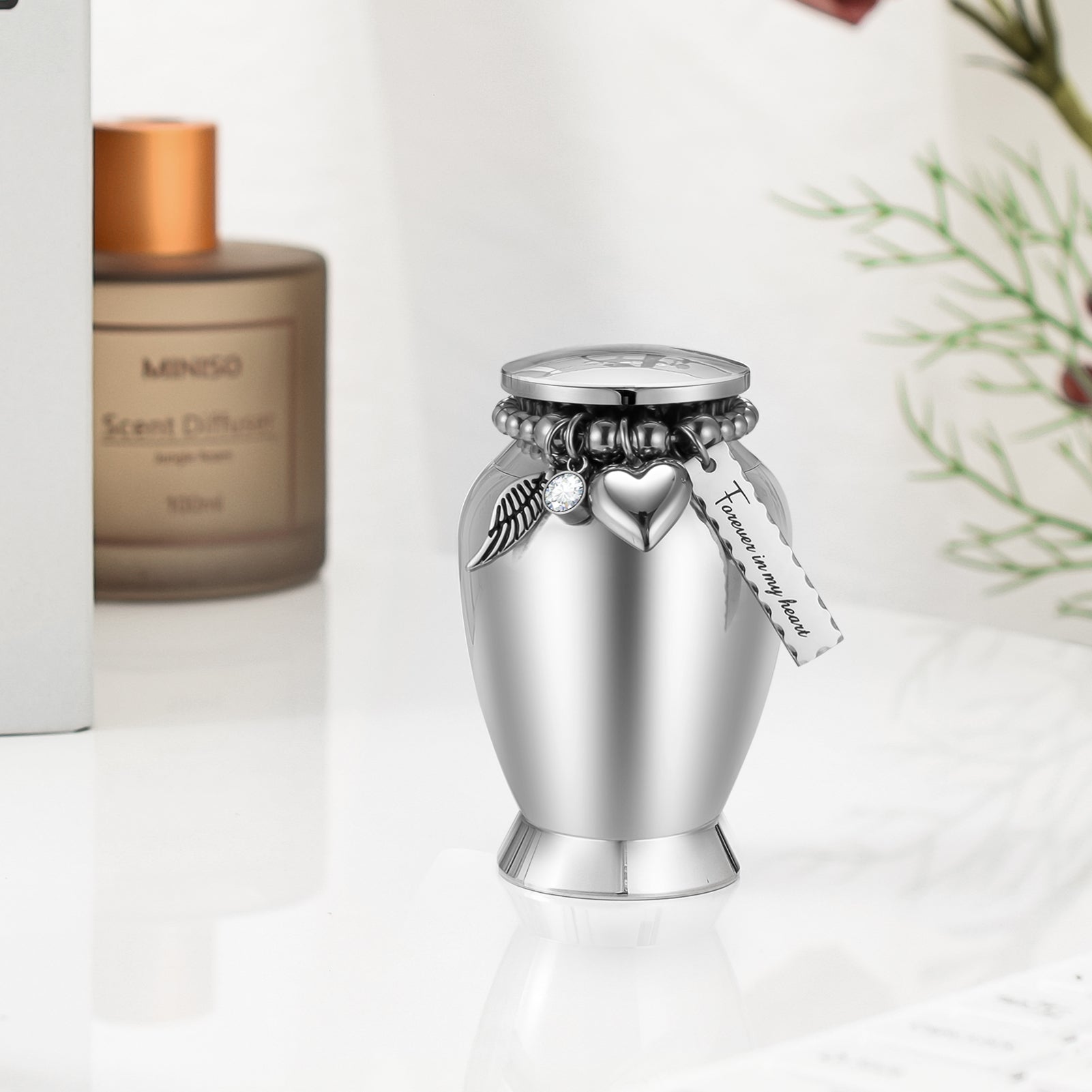Heart Charm Memorial Cremation Urns for Ashes