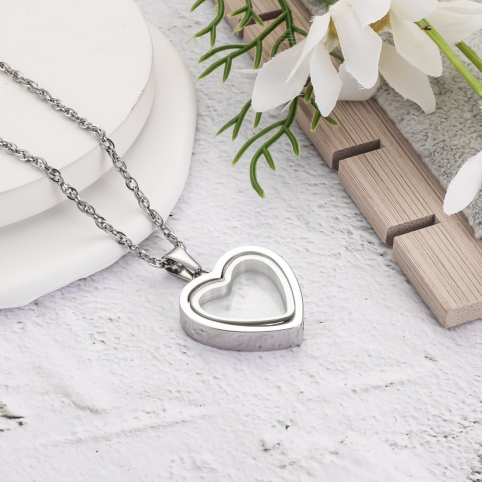 Transparent Window Heart Urn Cremation Necklace for Ashes